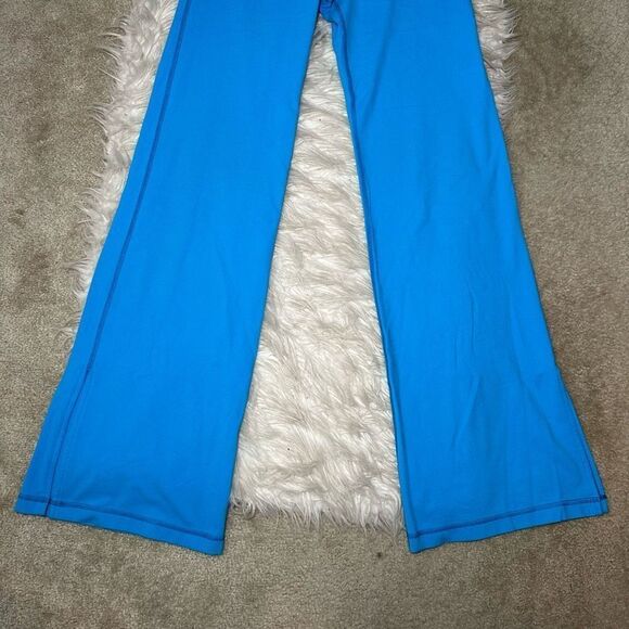 Lululemon Belt it Out Yoga Pants - Picture 3 of 9